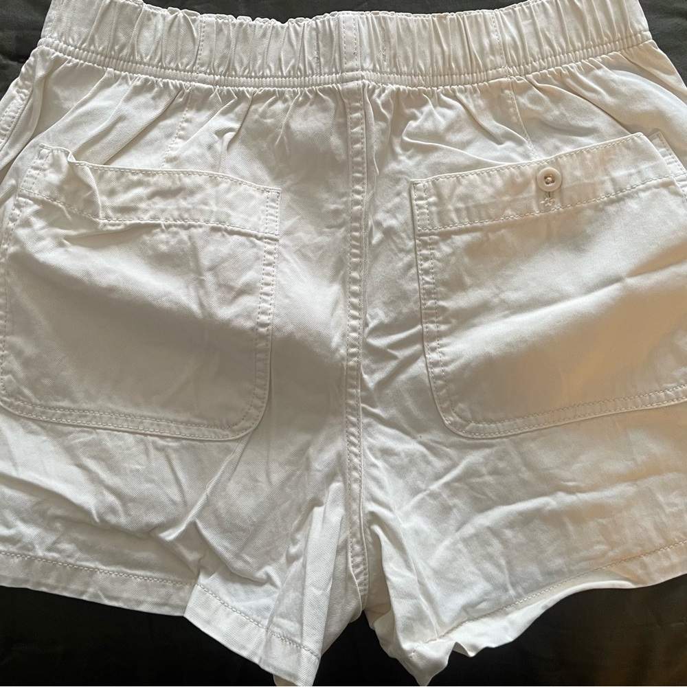 Madewell Cream Elastic-Waist Utility Shorts - Picture 6 of 7